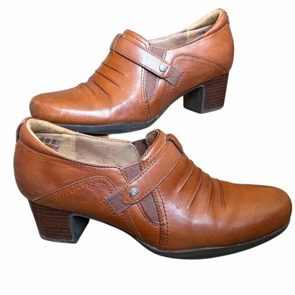 Clarks Artisan Rosalyn Nicole Comfort Heel Shoes Brown Cushioned Womens Size 9 - Picture 2 of 16